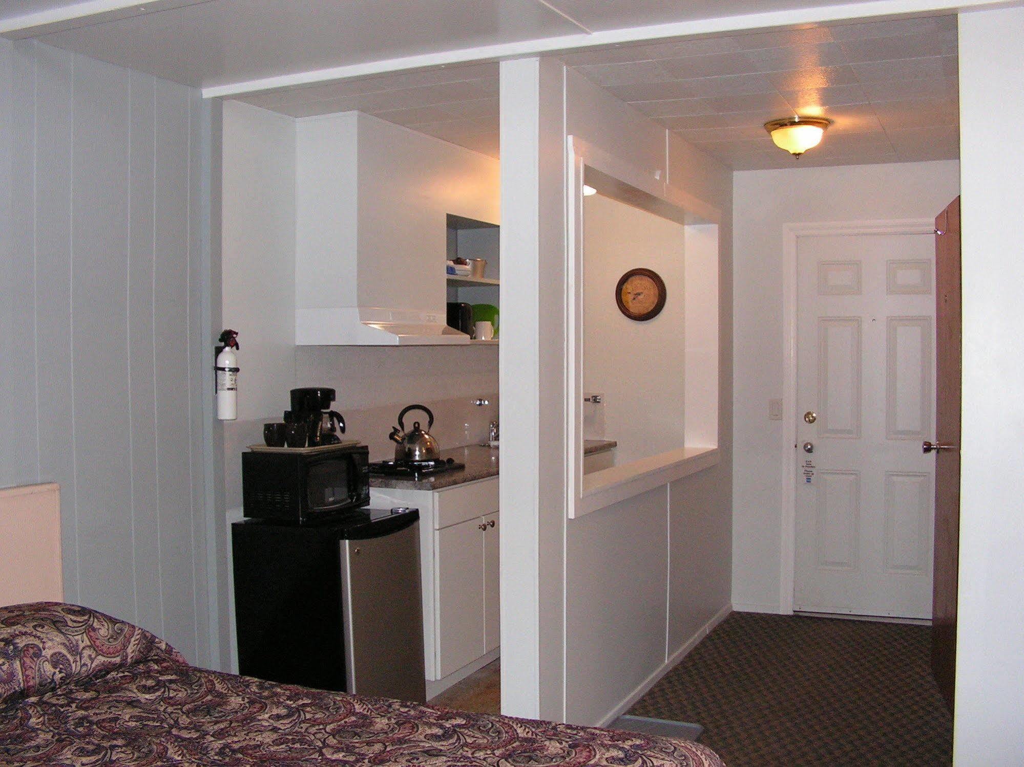Bell Mountain Motel Mcbride 외부 사진